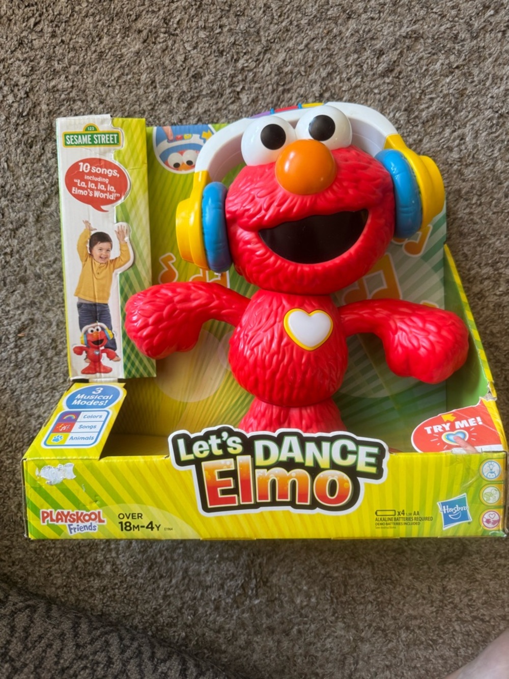 Playskool Friends Sesame Street Let's Dance Elmo  Sings & Dance 18 Mo 4 yr 2017
